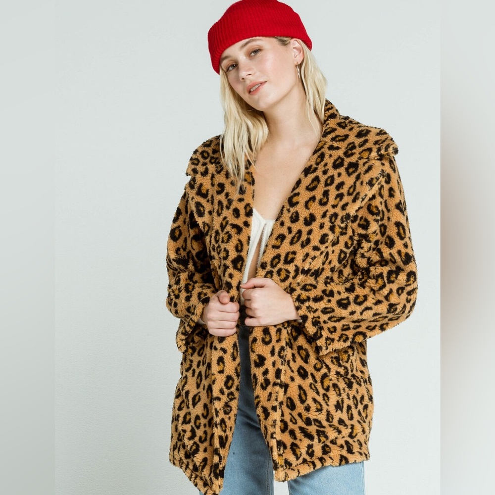 Billabong | The Brighton Tan Leopard Print Fleece Jacket